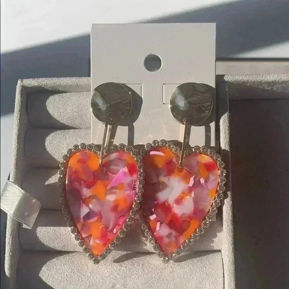 Heart Shaped Statement Earrings - Picture 1 of 6